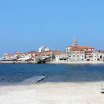 Apartments With A Parking Space Umag - 22473